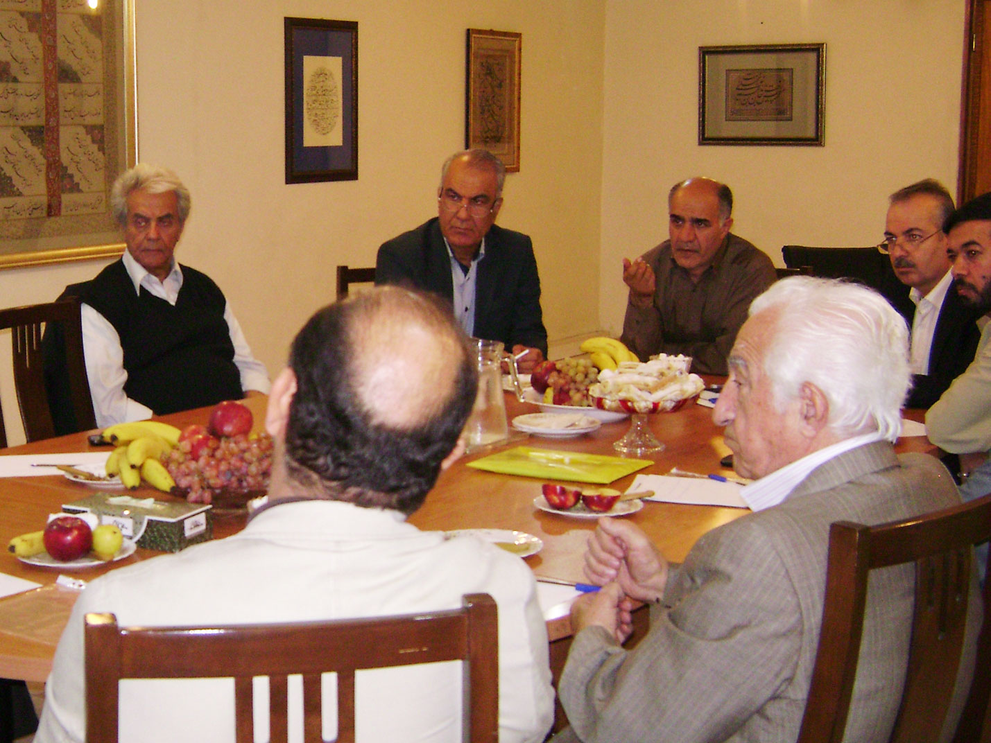 جلسه انجمن خوشنوئیسان ایران